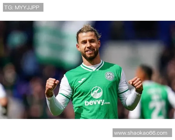 足球明星西姆西克的传奇之路与辉煌成就全解析